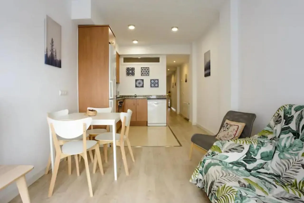 Flateli Lorenzana 17 Girona İspanya